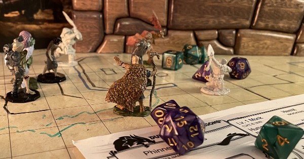 dungeons and dragons mini battle group attack